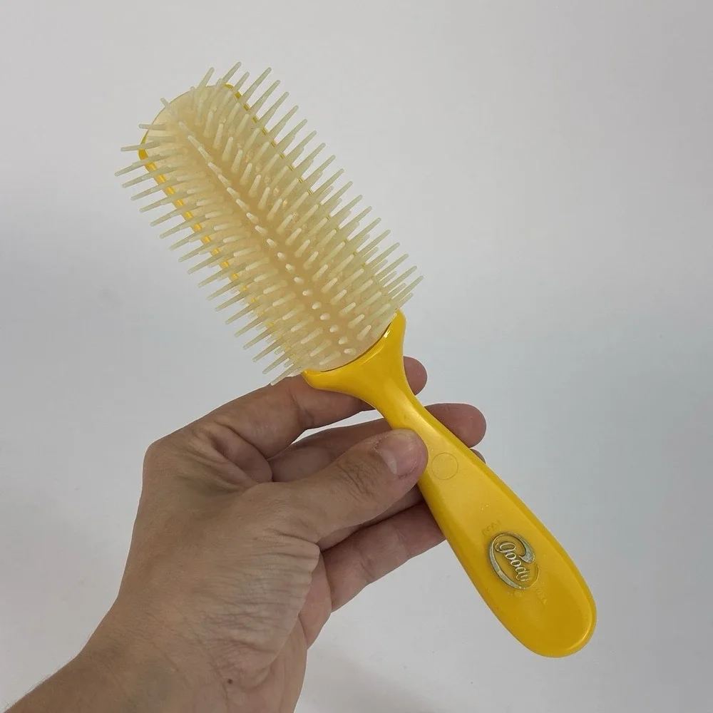Vintage Goody Hair Brush Flare Bristles Yellow 8